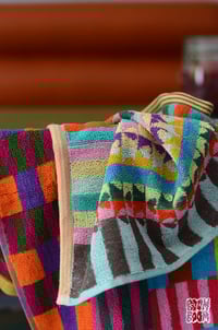 Image 2 of Essuie main