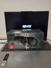 Image 1 of Speaker 7