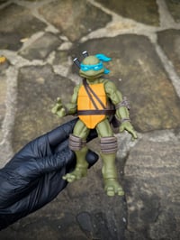 Image 2 of END FEB SHIPPING! PRE-ORDER LEO RESIN ART TOY