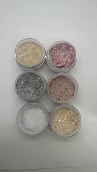 Image 3 of Luxurious Collection 
