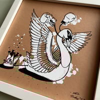 Image 3 of Box Schwan