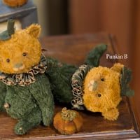 Image 3 of Punkin Heads ~ Original Works ~ 6" w/stem