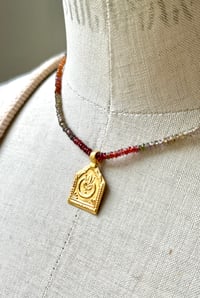 Image 6 of Collier tulsi moon spinelles 