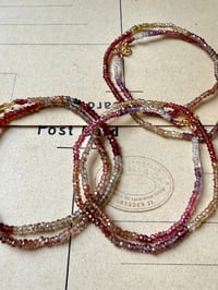 Image 4 of Collier fin spinelles  cuivrées 