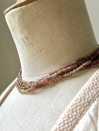 Image 7 of Collier fin spinelles  cuivrées 