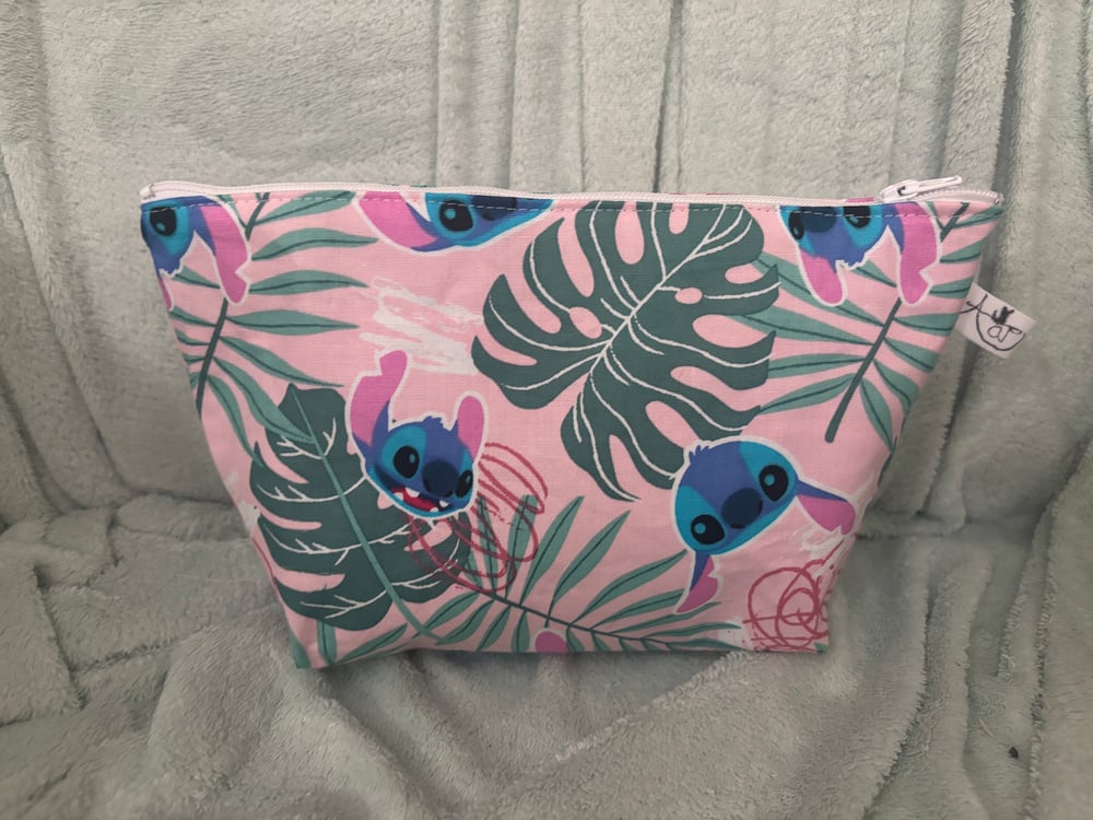 Image of Alien Plant Zipper Pouch