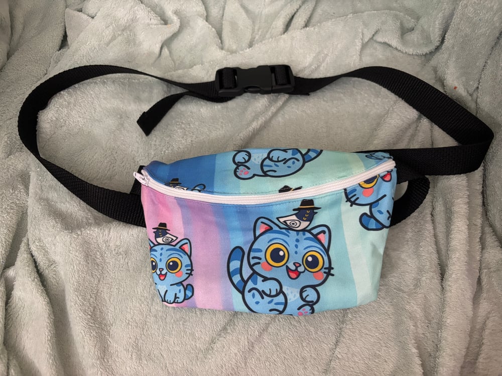 Image of Bird and Cat Fanny Pack