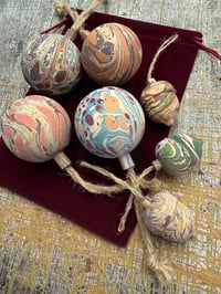 Image 1 of Wooden decoration gift bag // Baubles and Acorns 