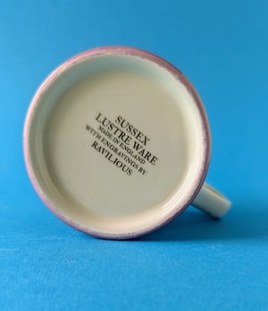 Ravilious cup - plane