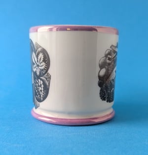 Ravilious cup - plane