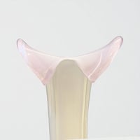 Image 5 of Vase soliflore en verre soufflé de Murano blanc - parme vintage 1970