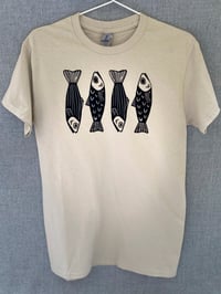 Image 5 of HALAK! - Kézzel nyomott pólók / Handprinted