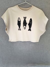 Image 2 of HALAK! - Kézzel nyomott crop shirt / Handprinted