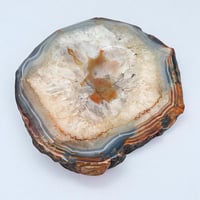 Image 2 of Vide-poche en tranche d'agate cristal bleu vintage 1960 cendrier 