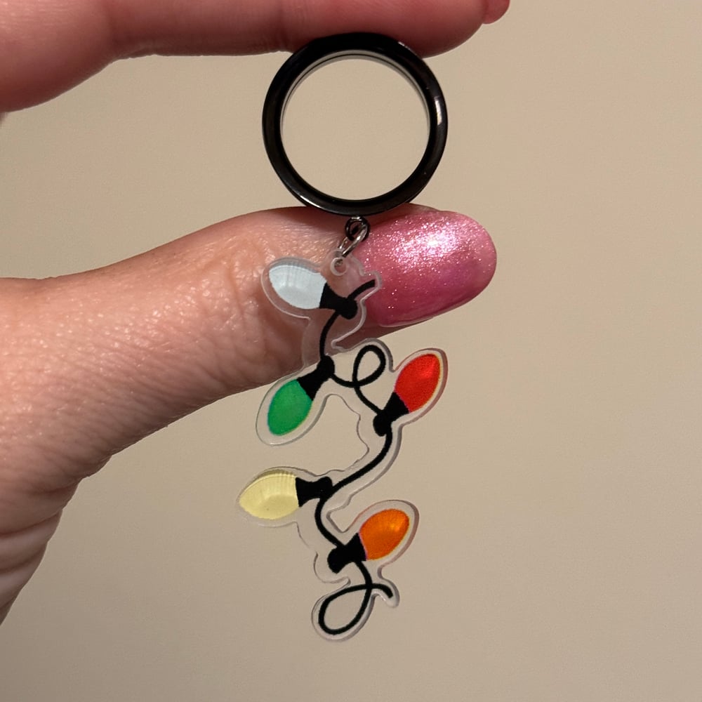 Image of Holiday Light Dangles (sizes 4g-2")