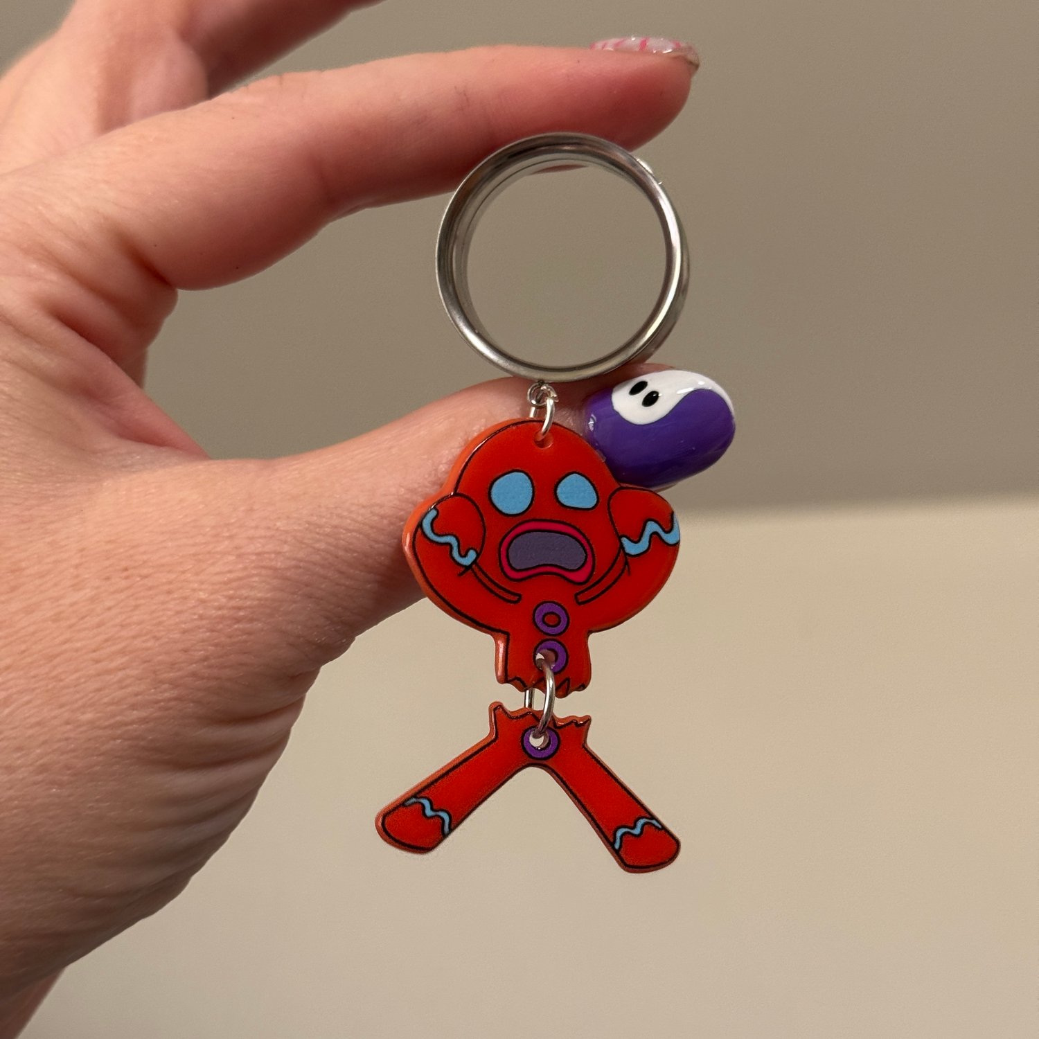Image of Broken Gingerbread Person Dangles (sizes 4g-2")