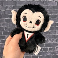 Image 2 of PEANUT- Vein