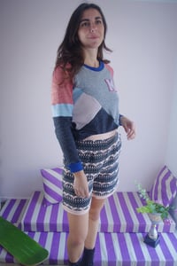 Image 5 of GAUFRETTE --- short en tweed texturé