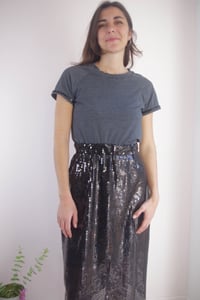 Image 2 of ECLIPSE --- robe t-shirt en sequins
