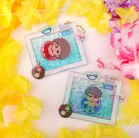 Image 3 of LAD: Pool Resort Acrylic Spinners