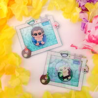 Image 4 of LAD: Pool Resort Acrylic Spinners