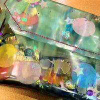 Image 2 of Pastel Green Vinyl Holographic Mulitcolor Round Confetti Mix Large Clutch