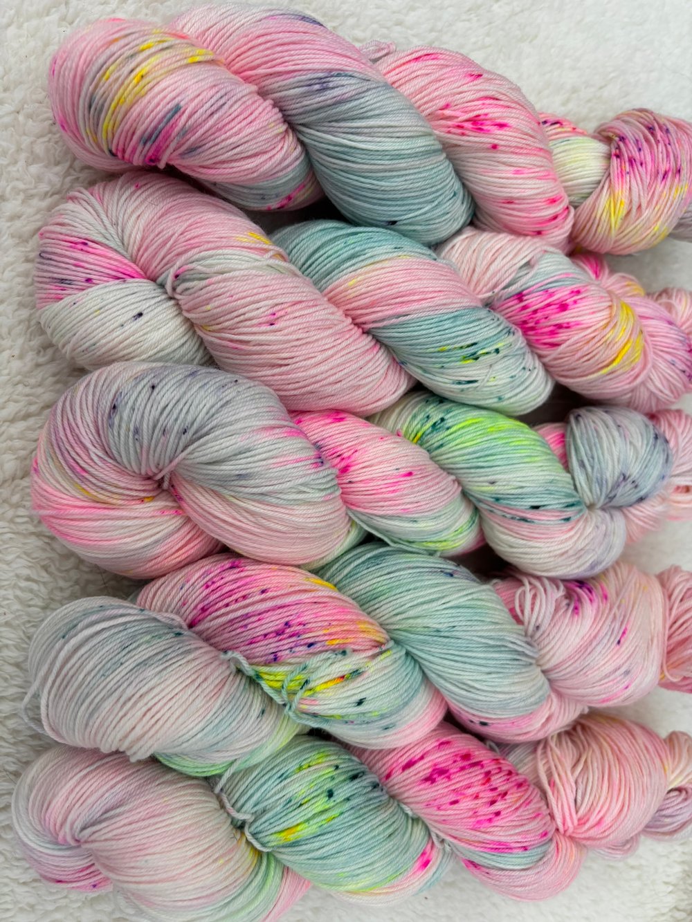 Image of Unicorns v Mermaids