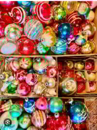 Image 4 of A VINTAGE CHRISTMAS ROUND 2 