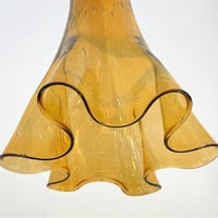 Image 6 of Grand vase de Murano vintage en verre soufflé et bullé jaune - 1960s 1970s