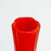 Image 3 of Vase soliflore vintage des années 70s en verre double transparent et orange