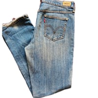 Image 1 of Women's Levi's 505 jeans , straight leg stretch denim , med wash , mid rise , SZ 10 , VINT 2010