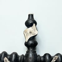 Image 6 of Grand crucifix antique Jésus Christ Napoléon III  bois noirci et Christ en métal - fin XIXe.