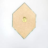 Image 9 of Cadre ancien en verre miroir avec médaillon bronze Vierge Marie signé Ruffony 1930