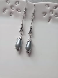 Image 1 of 1920s Art Deco Pearl Teardrop Earrings, Silver Grey