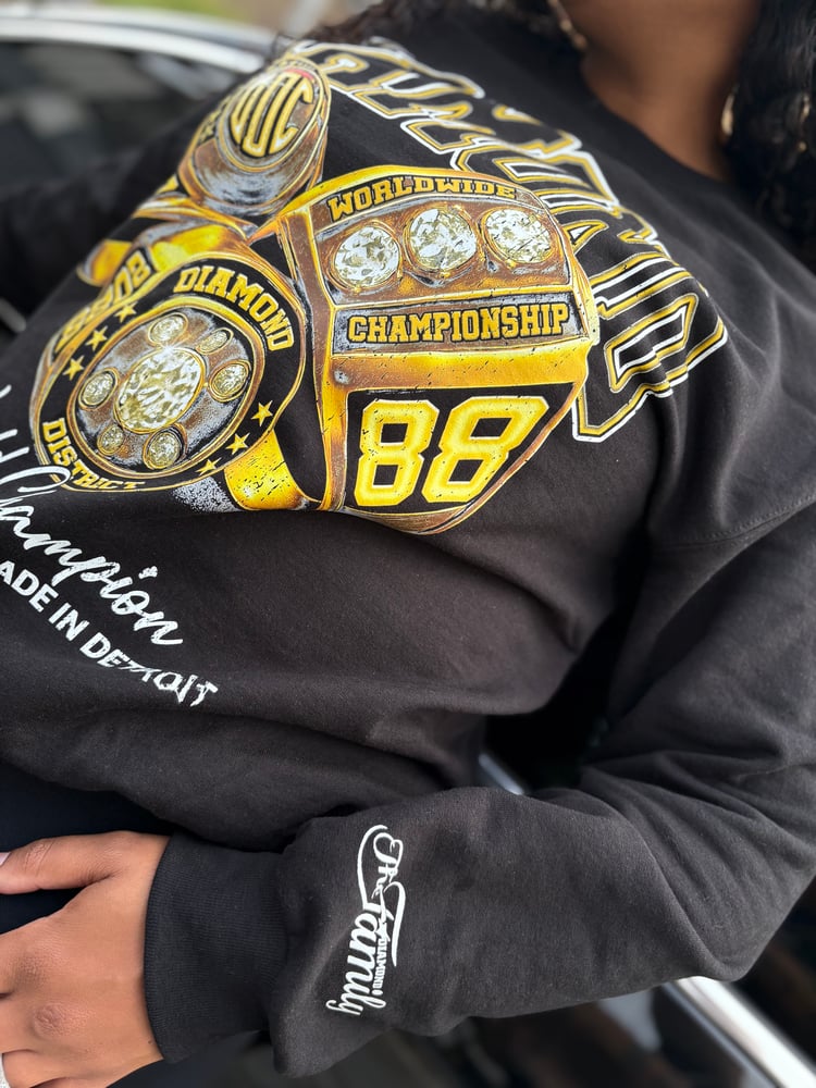 Image of 3 Rings crewneck 