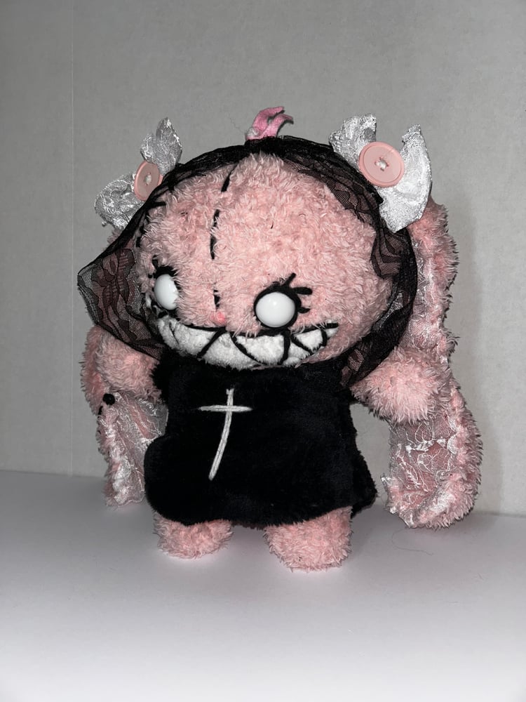 Image of Sinister Grinz Lacey 