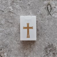 Image 3 of Moisturizing Hand Sanitizer Spray 