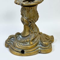 Image 8 of Paire de bougeoirs de toilette ancien en bronze doré - XIXe - style Louis XV