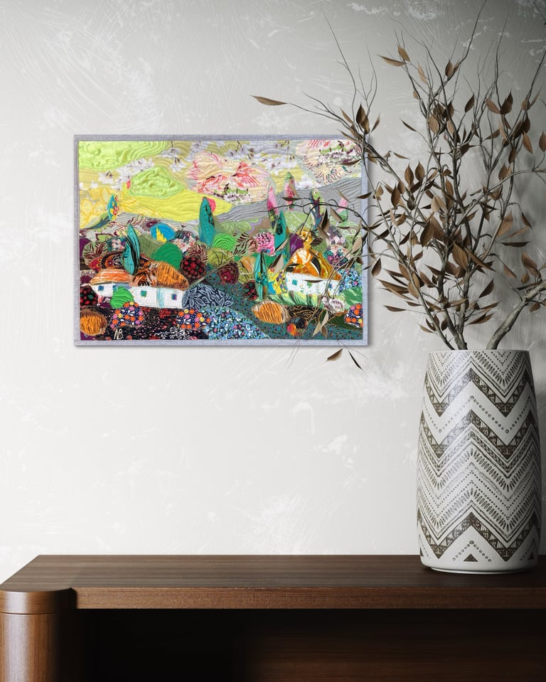 Small textile art -"In berry gardens" Image 11