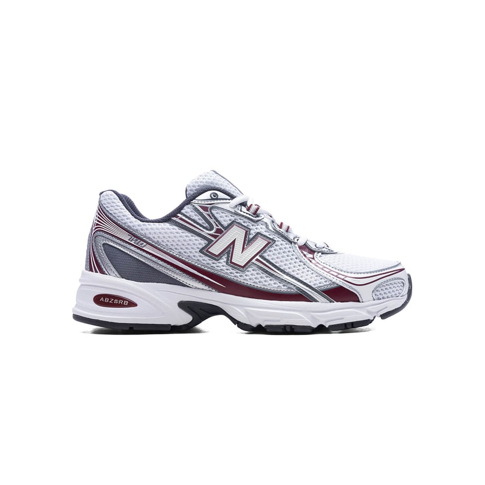 New Balance 740