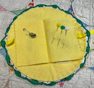 Image of Sunflower Doily Needle Book