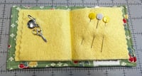 Image 4 of Vintage Yellow Floral Embroidery Needlebook