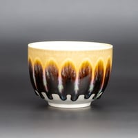 Image 2 of Gold Arches - Large Teabowl