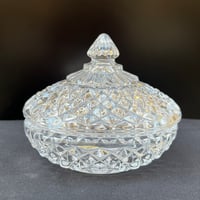 Image 2 of Bonbonnière ou sucrier en cristal d'Arques vintage avec couvercle 1970s - Pot en cristal