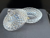 Image 7 of Bonbonnière ou sucrier en cristal d'Arques vintage avec couvercle 1970s - Pot en cristal