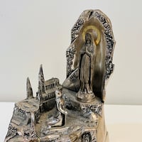 Image 3 of Souvenir religieux vintage sculpture de Lourdes Bernadette Soubirous Sainte Vierge Marie