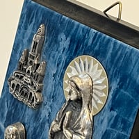 Image 4 of Cadre vintage souvenir de Lourdes - Bernadette Soubirous - Sainte Vierge Marie - 1960