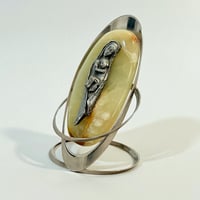 Image 1 of Souvenir religieux Vierge à l'enfant - étain et pierre onyx - Vierge Marie - 1960 - 70