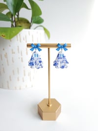 Image 1 of Faux Porcelain Ghosts 