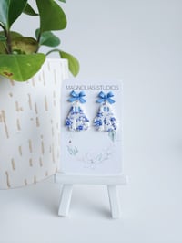 Image 2 of Faux Porcelain Ghosts 